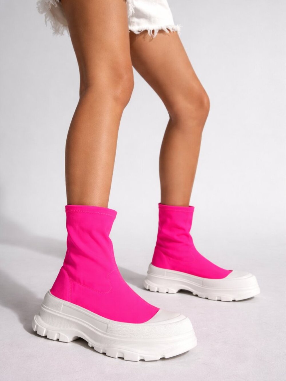 Women’s Neon Pink Platform Sock Sneakers, 7